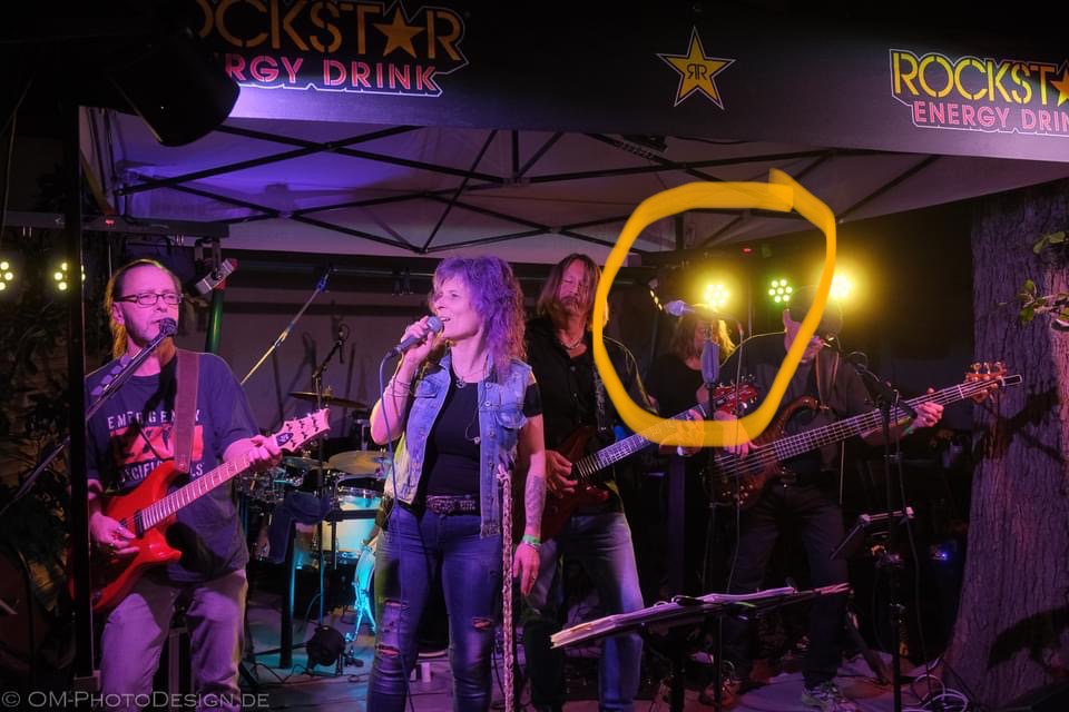 see man in the mirror, uhm, circle